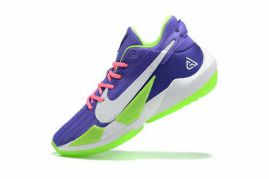 Picture of Zoom Freak Basketball Shoes _SKU982973998295018